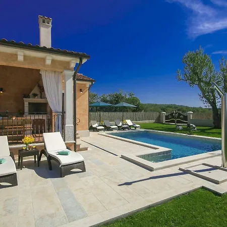 Rotonda Villa *